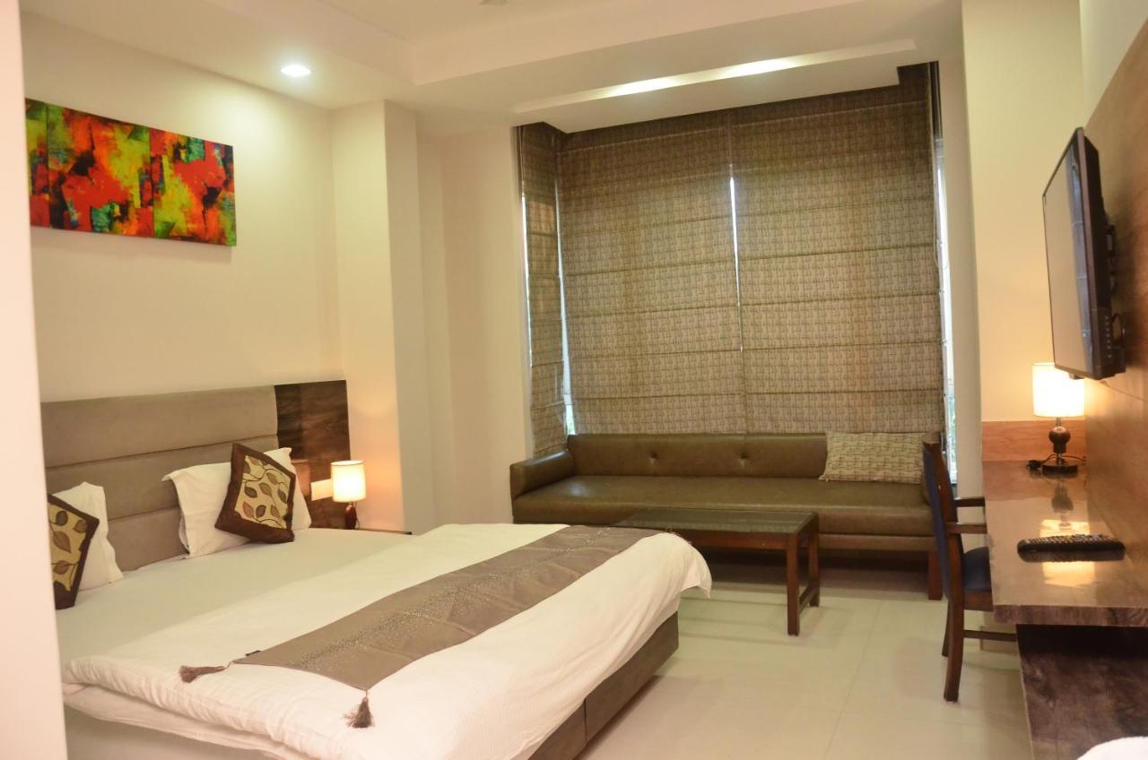Hotel Sopan Heights Delhi  Exterior foto