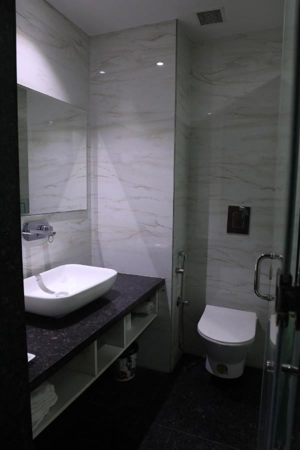 Hotel Sopan Heights Delhi  Exterior foto