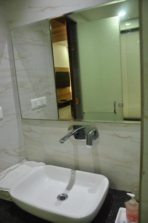 Hotel Sopan Heights Delhi  Exterior foto